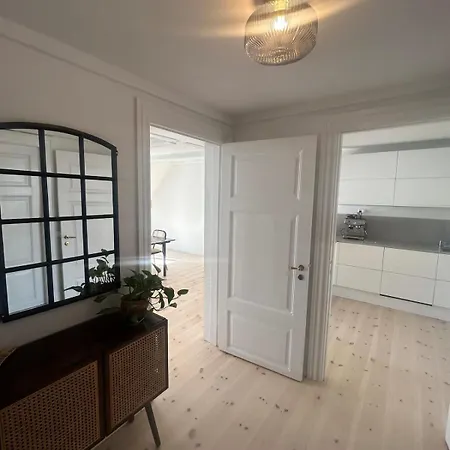 Penthouse Doublex W Water View *