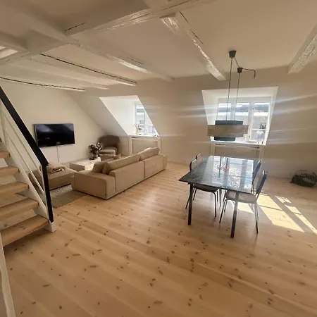 Penthouse Doublex W Water View